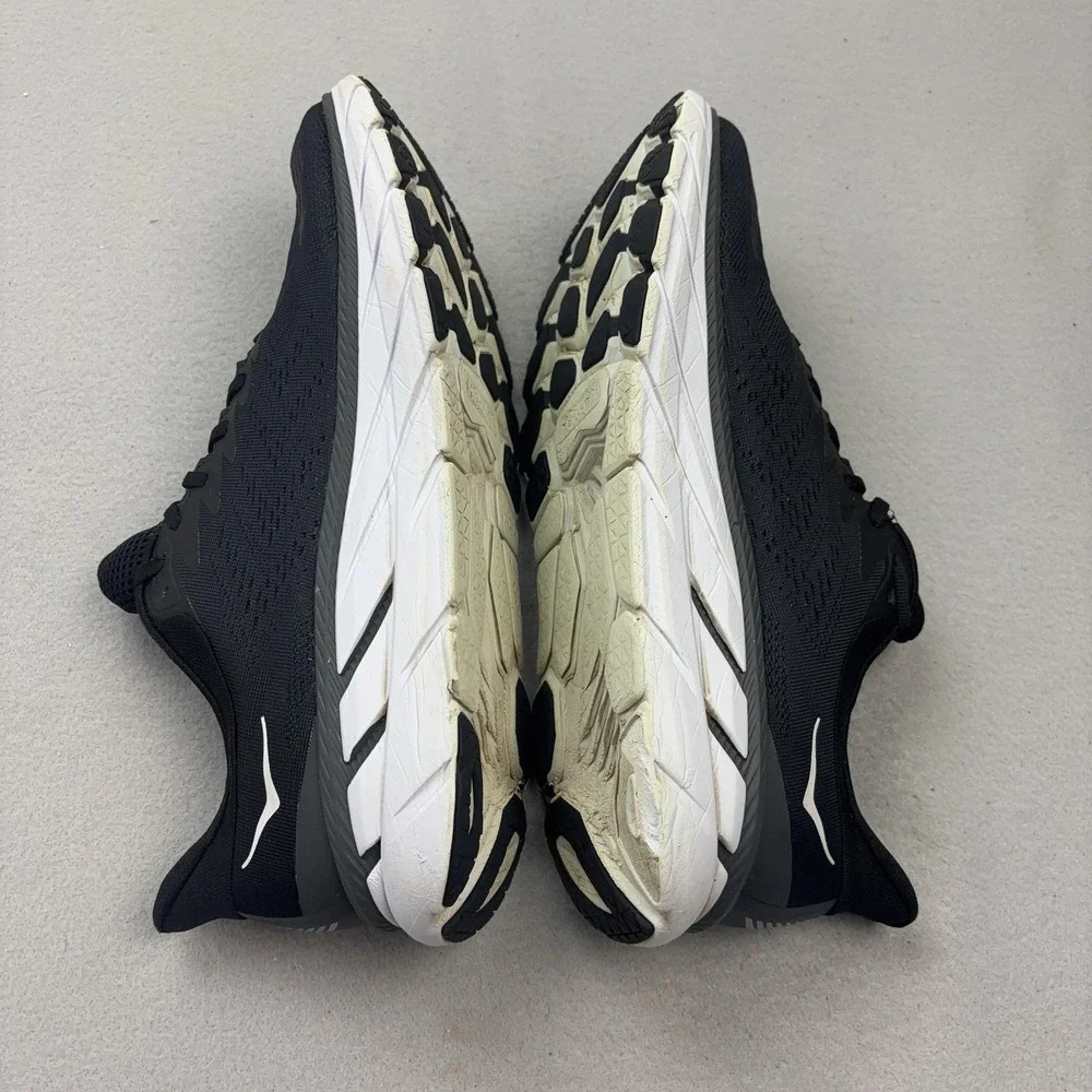 Hoka One One pre owned
